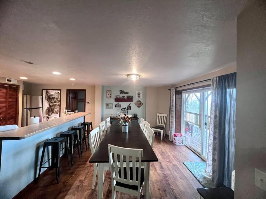 Red Rooster Family Cabin W/Hot Tub+Fire Pit+View 富兰克林 外观 照片