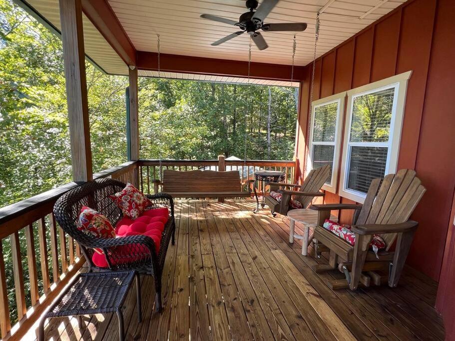 Red Rooster Family Cabin W/Hot Tub+Fire Pit+View 富兰克林 外观 照片