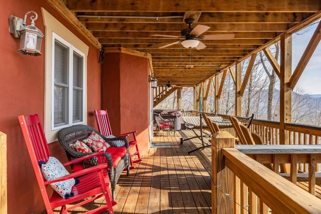 Red Rooster Family Cabin W/Hot Tub+Fire Pit+View 富兰克林 外观 照片